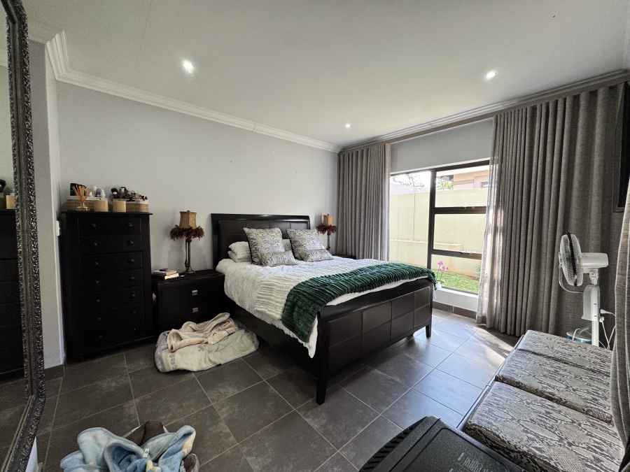 To Let 3 Bedroom Property for Rent in Wilkoppies North West